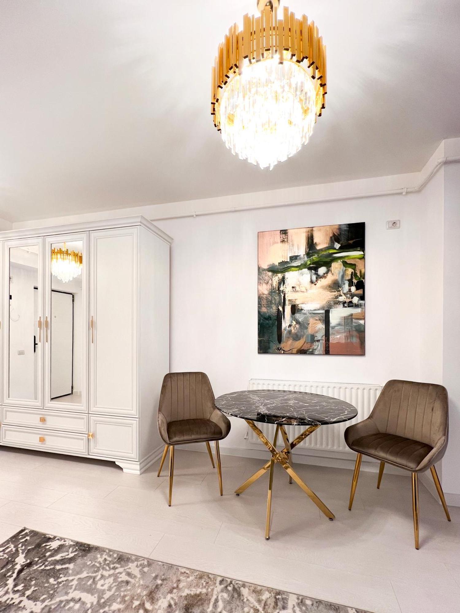 Happy Studio By Rh Living Bucarest Extérieur photo